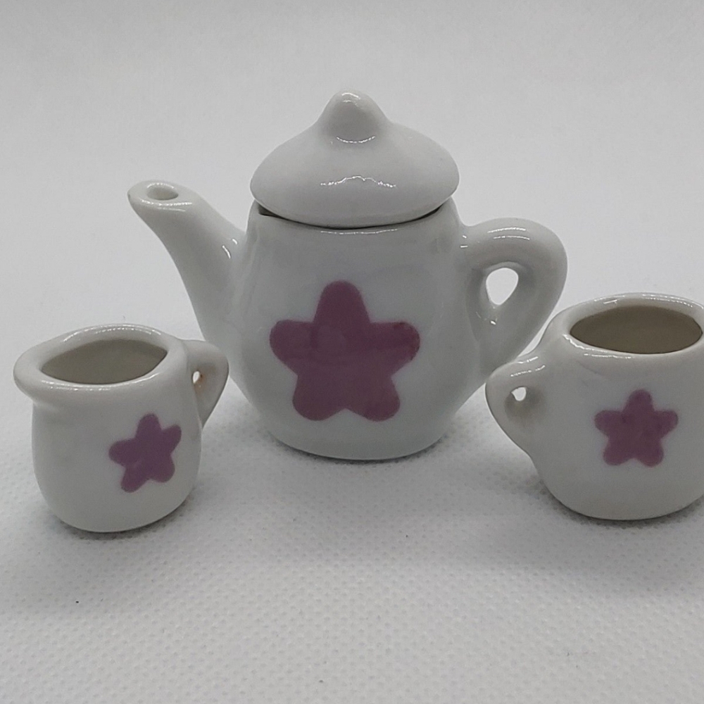 Mini Children's Tea Set - Picture 2 of 10